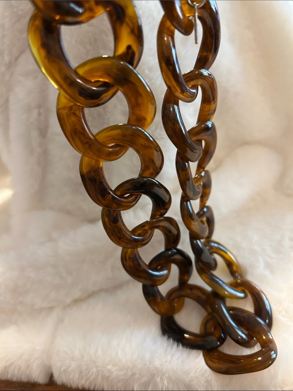 Chunky Tortoiseshell Resin Link Necklace - Brown